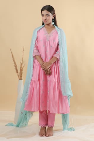 Mangalmay By Aastha Blossom Embroidered Gathered Kurta Pant Set 