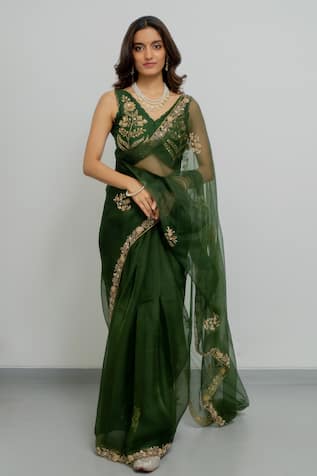 Peeli Dori Heeran Border Embroidered Saree With Blouse 