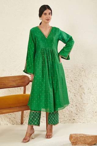 Flamingo the label Embroidered Chanderi Gathered Kurta & Pant Set 