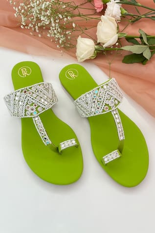 PREET KAUR Resham Embroidered Kolhapuri Flats 