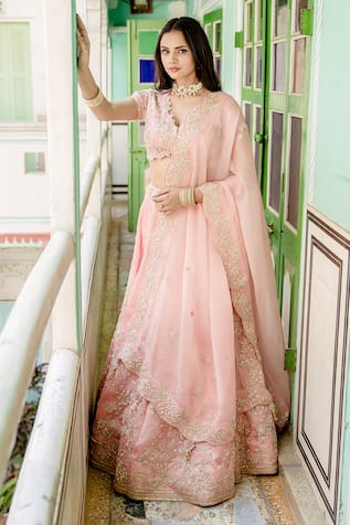 Surbhi Shah Floral Zardozi Embroidered Bridal Lehenga Set 