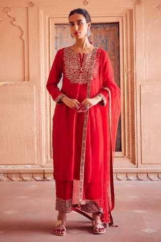 Seema Nanda Akila Embroidered Kurta Pant Set 