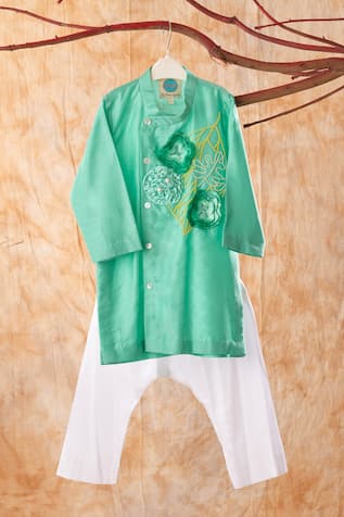 Chanderi 3D Flower Embroidered Kurta Set 