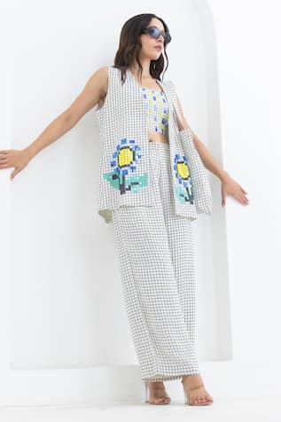 Pooja Rajgarhia Gupta Sunflower Grid Print Jacket & Pant Set 