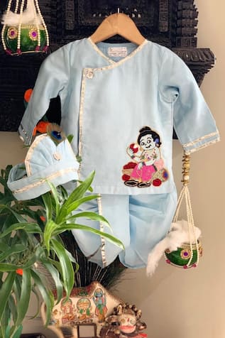 Seb Khaye Kanahiya Embroidered Kurta Dhoti Set 