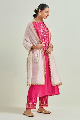 Anantaa By Roohi Floral Embroidered Kurta Pant Set 