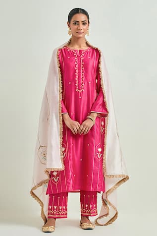 Anantaa By Roohi Floret Embroidered Kurta Pant Set 