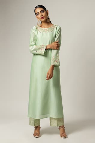 Anantaa By Roohi Silk Chanderi Round Neck Kurta Pant Set 