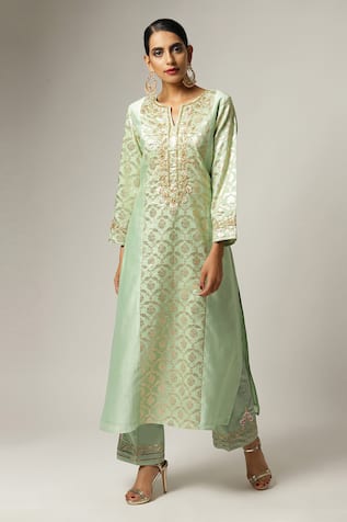 Anantaa By Roohi Silk Chanderi Notched Neck Kurta Pant Set 