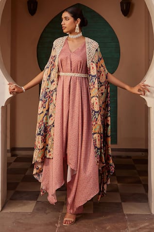 Nidhika Shekhar Floral Print Draped Kurta Set With Cape 