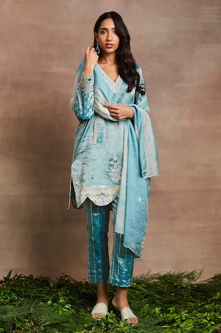 Sue Mue Jumaina Hand Embroidered Kurta & Trouser Set 