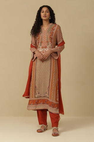 Orange zari lace detailed kurta with pants - set of two by Label