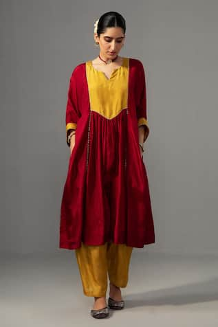 Label Shreya Sharma Silk Colour Block Kurta With Pant 