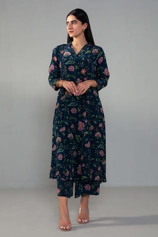 Label Shreya Sharma Blossom Print Kurta With Pant 