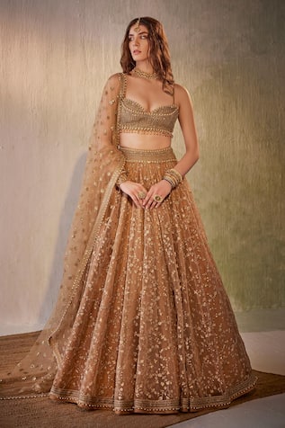 Celebrity Designer Dresses | Designer Dresses of Bollywood Celebrities | Aza  Fashions | Floral lehenga, Organza bridal, Fashion
