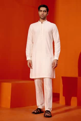 Devnaagri Pintuck Pattern Straight Kurta With Pant 