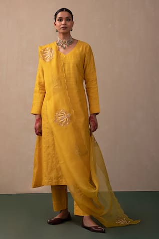 Pink City by Sarika Silk Chanderi Chequered Kurta Pant Set 