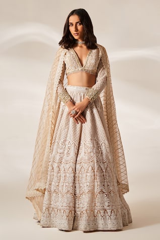 Aza hot sale wedding lehenga