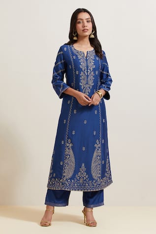 Priya Chaudhary Chanderi Silk Embroidered Kurta 