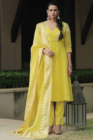 Kyra By Bhavna Gota Embroidered Kurta Pant Set 