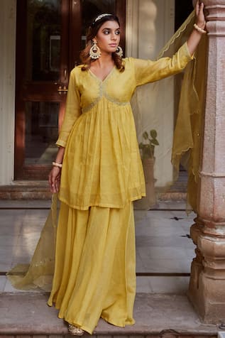 Charu Makkar Aari Embroidered Kurta Gharara Set 