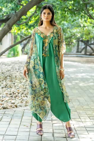 Jumpsuit With Floral Pattern Cape 