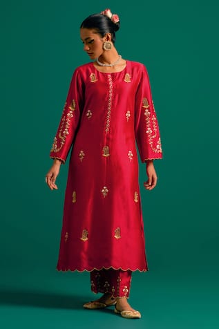 Anantaa By Roohi Resham Embroidered Kurta & Pant Set 