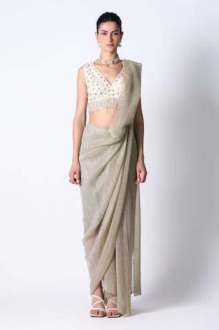 431-88 by Shweta Kapur Pari Textured Pre Draped Saree With Blouse 