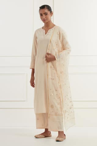 Placement Pitta Embroidered Kurta Pant Set 