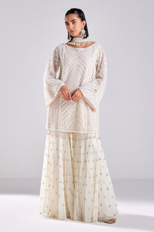 Diyarajvvir Chevron Embroidered Kurta Gharara Set 