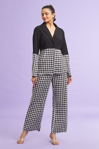 Naintara Bajaj Placement Houndstooth Pattern Blazer With Pant