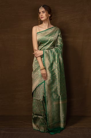 Pinki Sinha Silk Floral Jaal Woven Saree With Running Blouse 