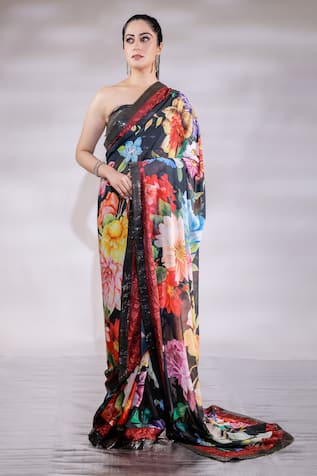 Jubinav Chadha Garden Blossom Print Saree Set 