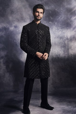 Varun Chakkilam Cadence Embroidered Sherwani Set 