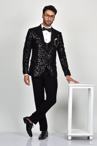 How to Stand Out in Men's Tuxedo Suit – Bagtesh Fashion