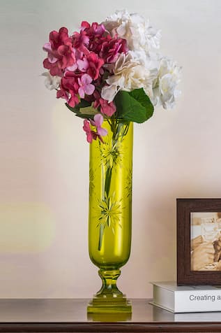 Peridot Glass Vase 