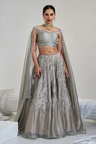 SWATI WADHWANI COUTURE Metallic Embroidered Lehenga Set 