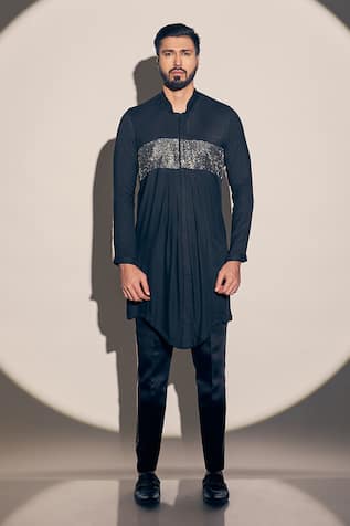 Kaaj Button x AZA Placed Cutdana Embroidered Kurta With Pant 