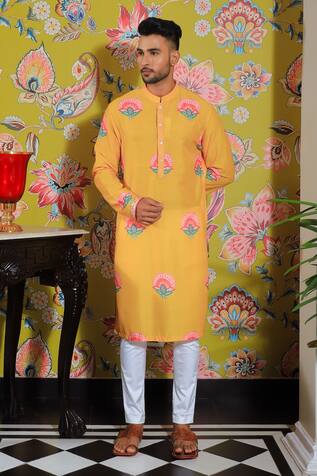 Yajy By Aditya Jain Flower Print Kurta Set 