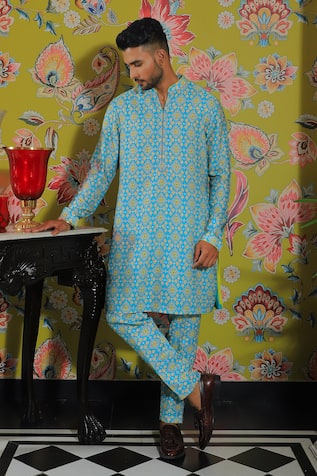 Yajy By Aditya Jain Geometric Print Kurta & Pant Set 