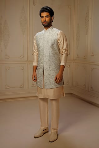 Vanshik Bloom Garden Embroidered Bundi Kurta Set 