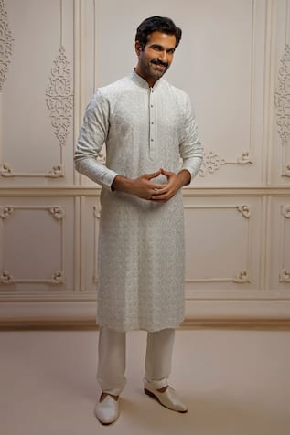 Vanshik Bloom Jaal Embroidered Kurta Set 