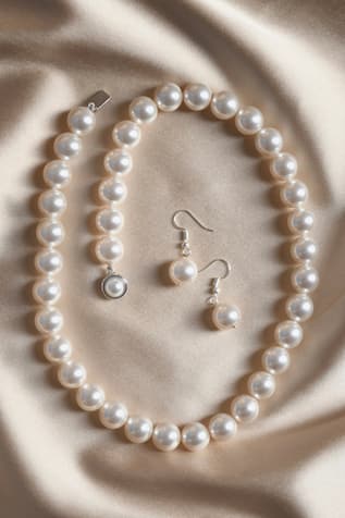 Empress Pearl Embellished Necklace Set 