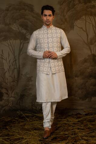 Darshika Menswear Geometric Embroidered Bundi Kurta Set 
