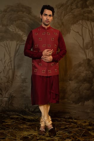 Darshika Menswear Elephant Embroidered Maroon Bundi Set 