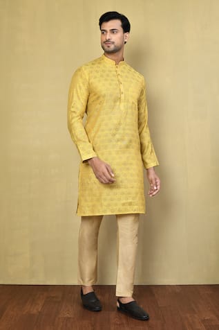 Circular Woven Jacquard Kurta Set 