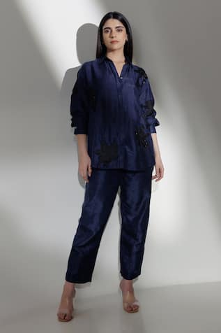 Kavya Singh Kundu Sedna Handwoven Mulberry Silk Shirt With Trouser 