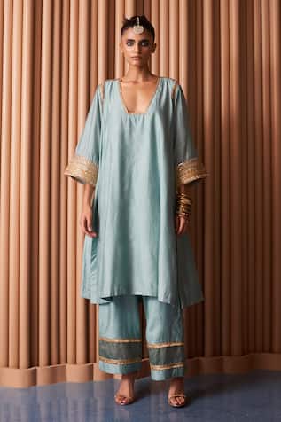 Rishi And Vibhuti Caroline Sequin Lace Embellished Kurta With Pant 