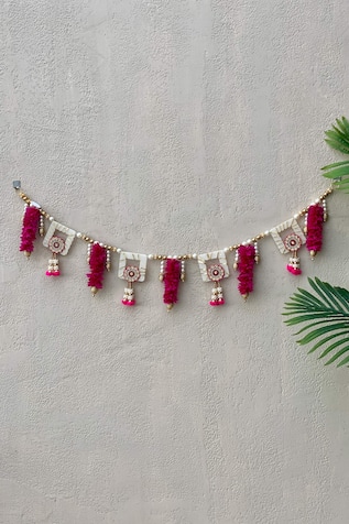 Festive Square Ornamented Toran 