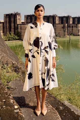 Black & White Floral Printed Midi Dress 